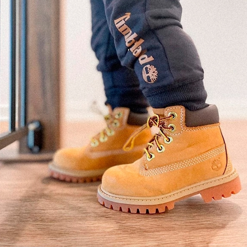 31) TIMBERLAND Boots Kid's Sz. 12 Toddler